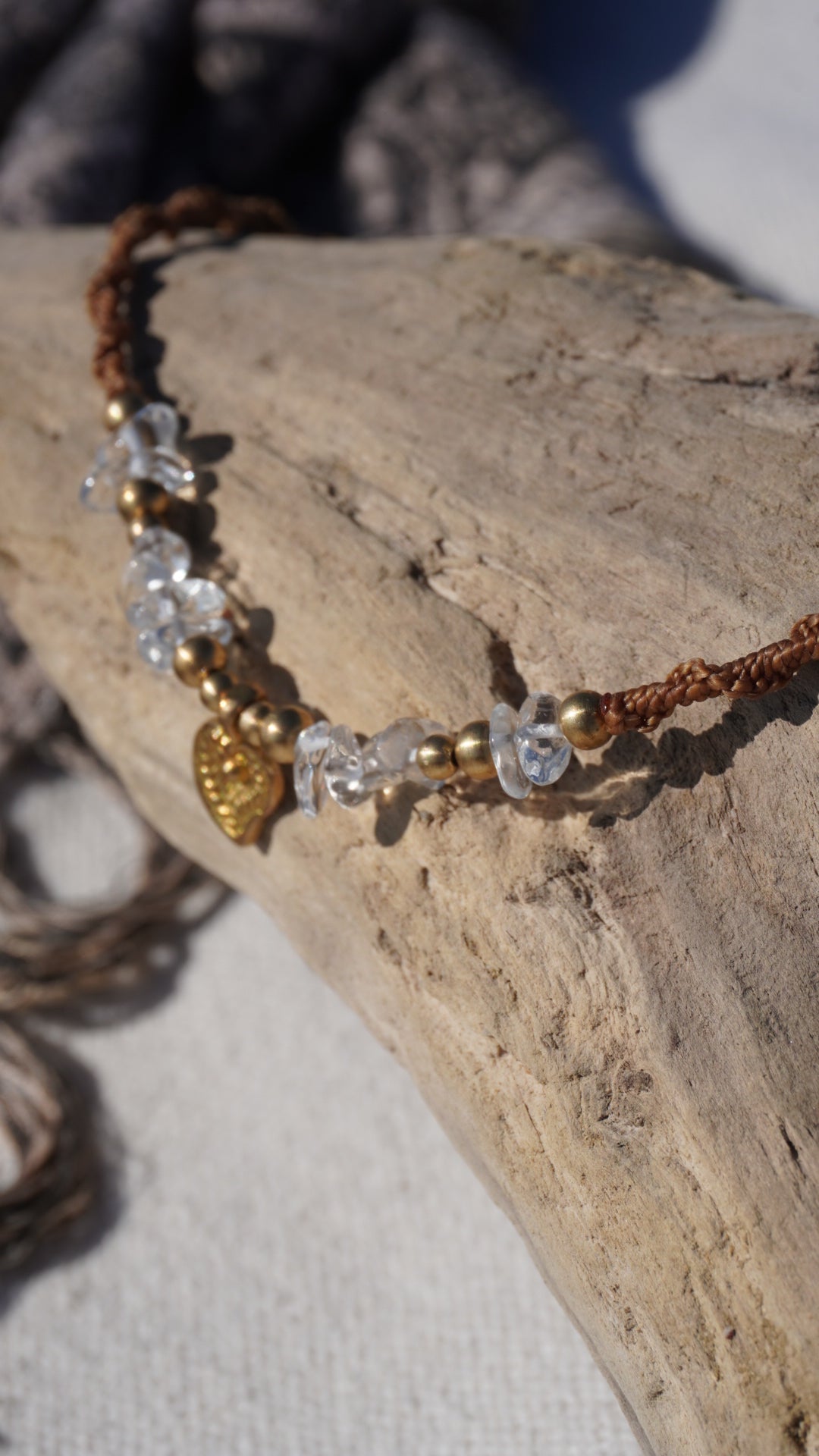Quartz Choker