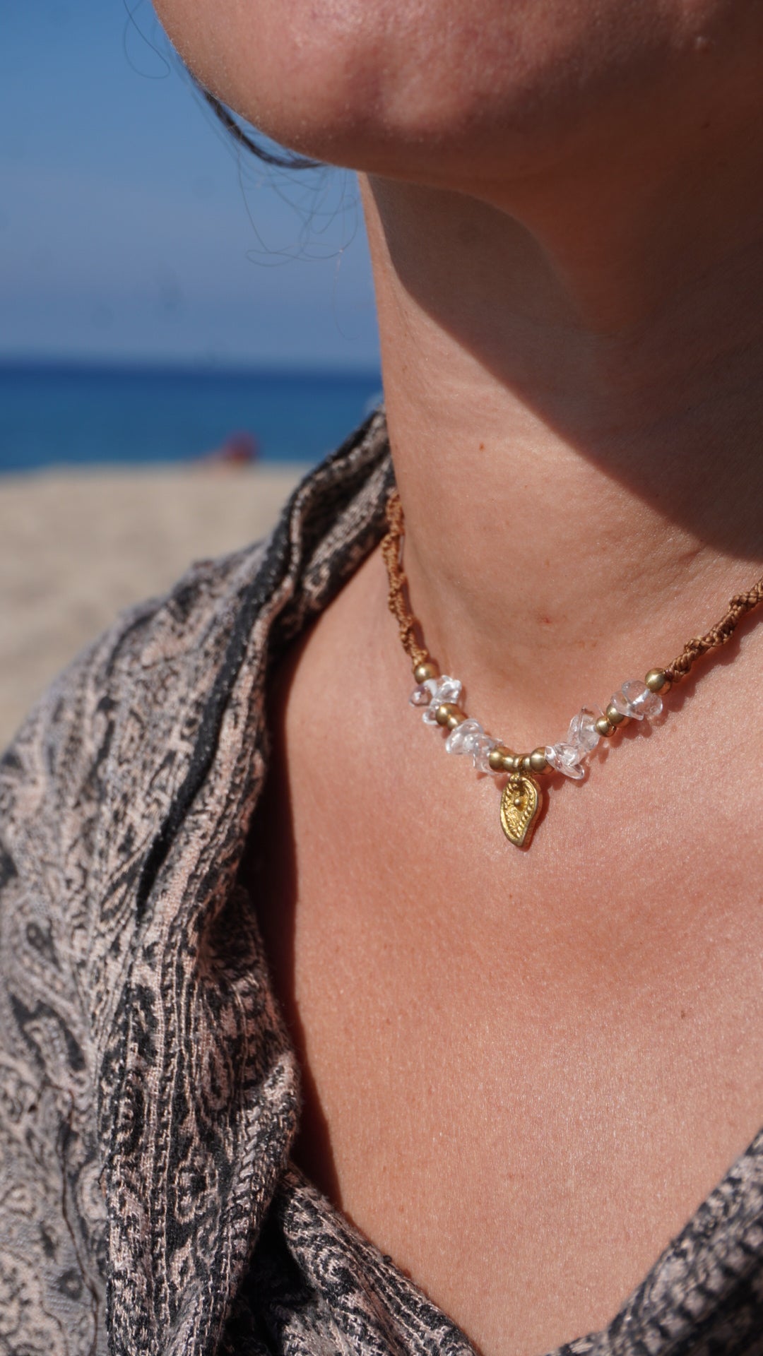 Quartz Choker