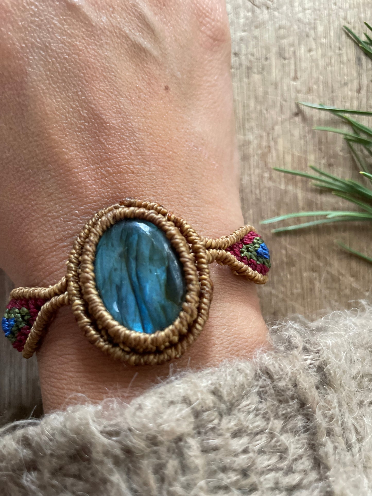 Bracelet with Labradorite