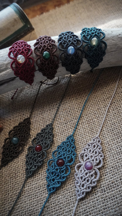 Brazalete boho en macrame