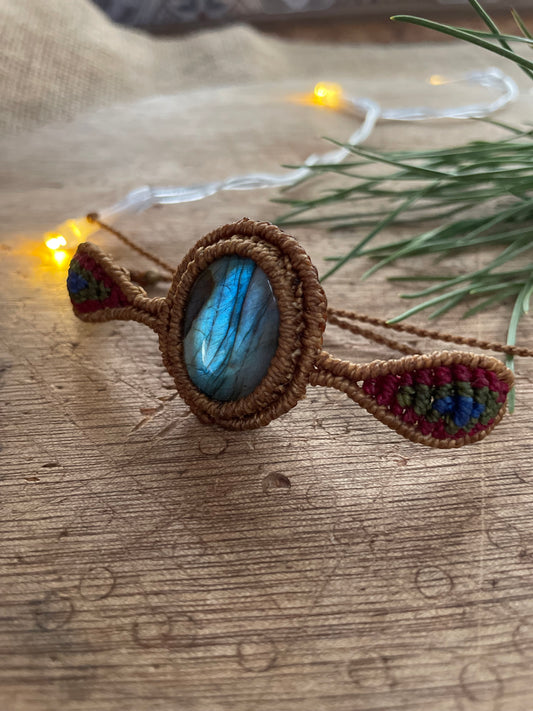 Bracelet with Labradorite